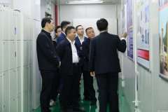 宜春市电子信息产业链招商小分队莅临华体官方版·网页版在线登入-华体(中国)参观调研